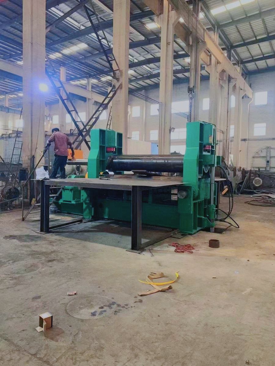 máy lốc tôn 