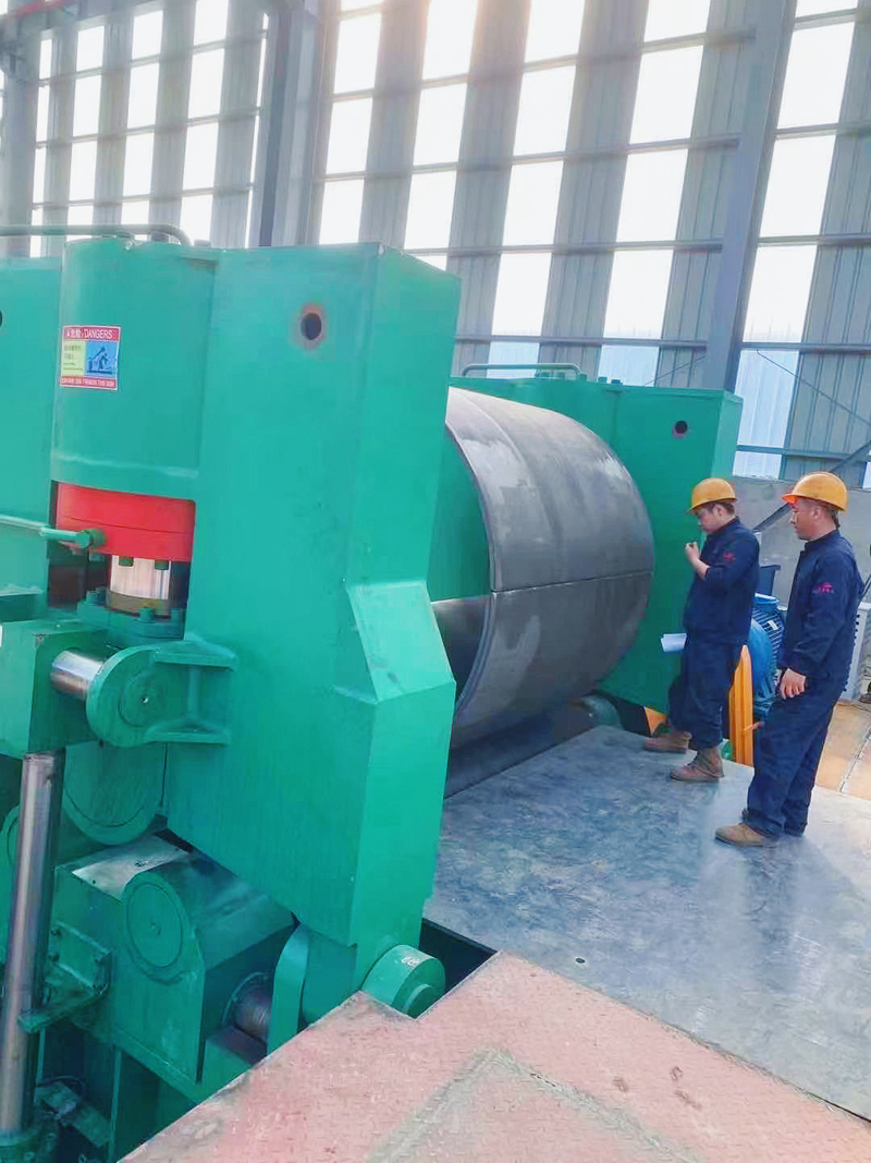 máy lốc tôn