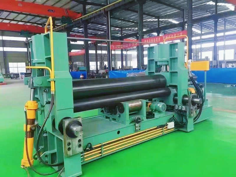 nơi bán máy lốc tôn chính hãng