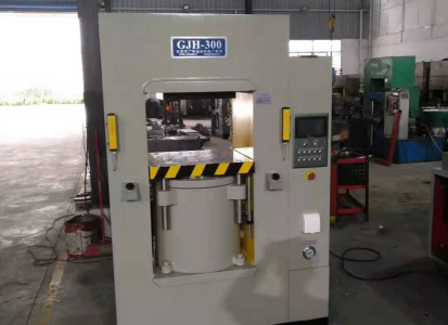 Bật mí địa chỉ bán máy ép thủy lực 4 trụ tại TPHCM