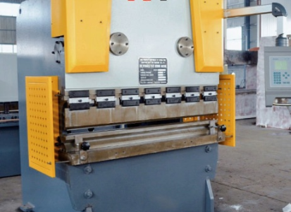 Tham khảo ngay nơi cung cấp máy chấn tôn CNC chất lượng