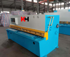 MÁY CẮT TÔN THỦY LỰC – QC11K