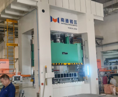MÁY ÉP THỦY LỰC 4 TRỤ MODEL YQK34-2000