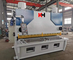 MÁY CẮT TÔN Q11K-122500