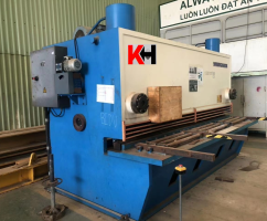 MÁY CẮT TÔN Q11K-162500