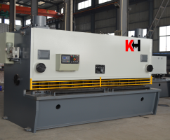 MÀY CẮT TÔN QC06K-63200