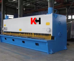 MÁY CẮT TÔN QC12K-63200