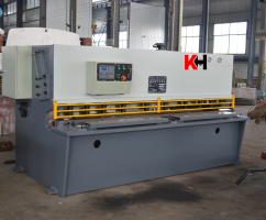 MÁY CẮT TÔN QC13K-63200