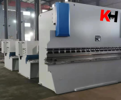 MÁY CHẤN TÔN WC67K/Y-160/4000