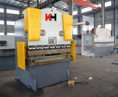 MÁY CHẤN TÔN WC68K/Y-100/5000
