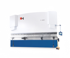 MÁY CHẤN TÔN CNC WC67K-600T/6200