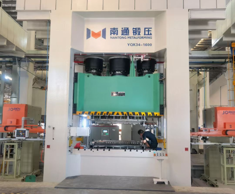 MÁY ÉP THỦY LỰC 4 TRỤ MODEL YQK34-1600-5